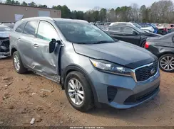 5XYPGDA31KG604017 2019 KIA SORENTO