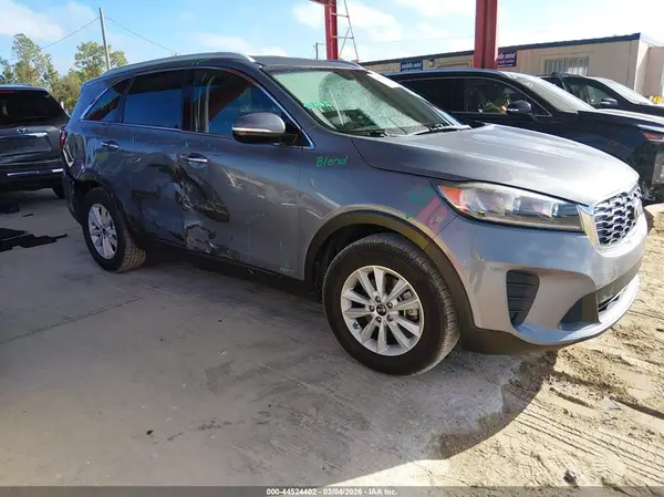 5XYPGDA31KG604406 2019 KIA SORENTO - Image 1