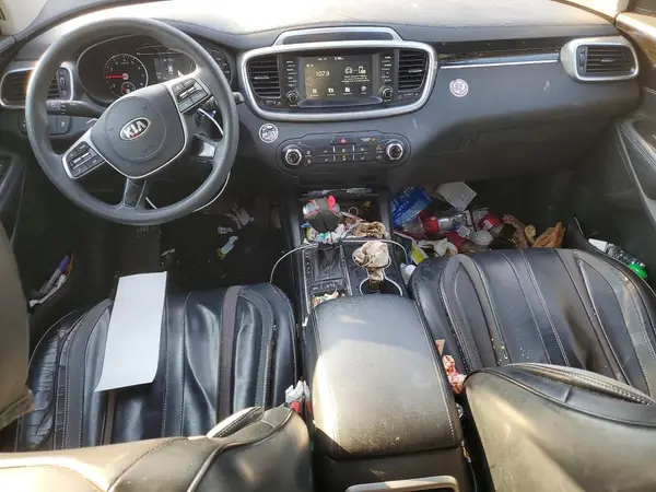 5XYPGDA31LG627704 2020 KIA SORENTO - Image 8