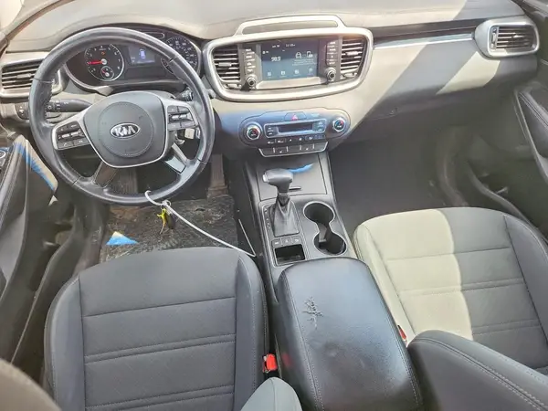 5XYPGDA31LG661433 2020 KIA SORENTO - Image 8