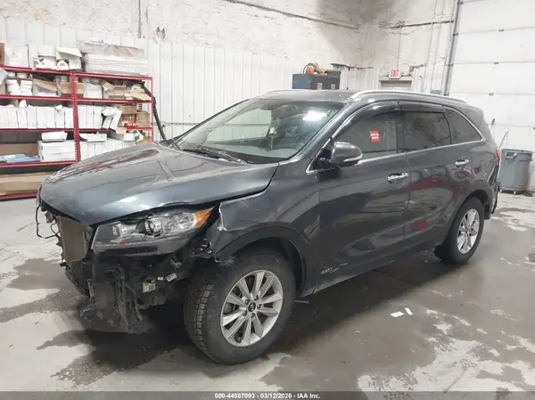 5XYPGDA31LG683903 2020 KIA SORENTO - Image 2