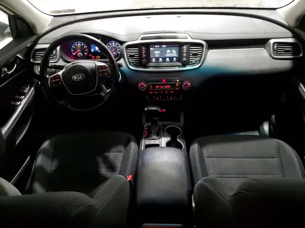 5XYPGDA31LG691290 2020 KIA SORENTO - Image 8