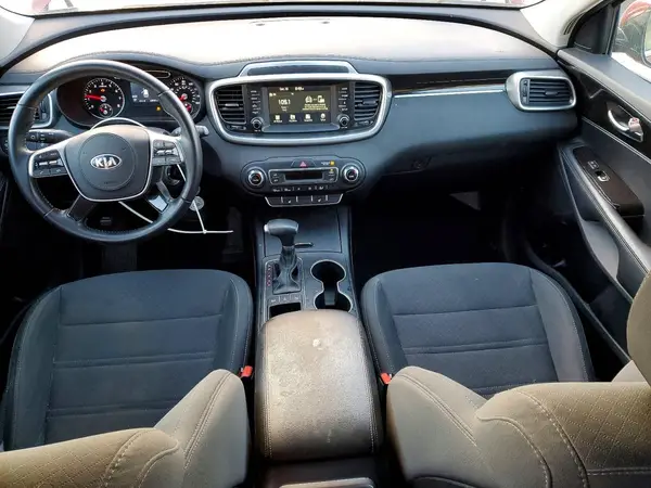 5XYPGDA31LG698689 2020 KIA SORENTO - Image 8
