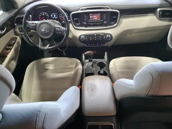 5XYPGDA32GG001794 2016 KIA SORENTO - Image 8