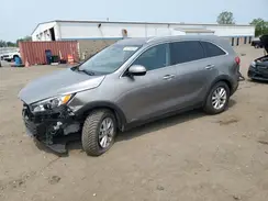 5XYPGDA32GG009622 2016 KIA SORENTO