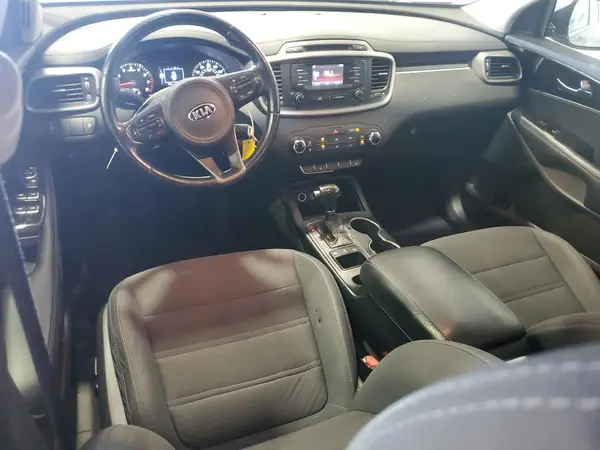 5XYPGDA32GG019521 2016 KIA SORENTO - Image 8