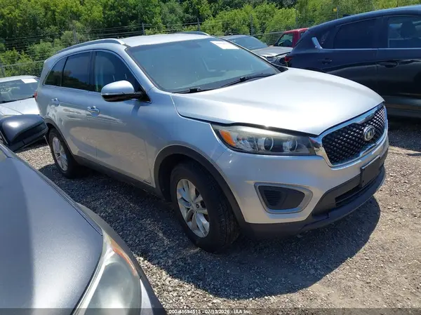 5XYPGDA32GG019714 2016 KIA SORENTO - Image 1