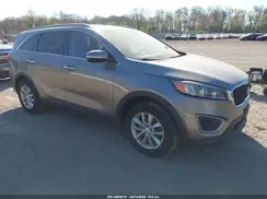 5XYPGDA32GG026596 2016 KIA SORENTO