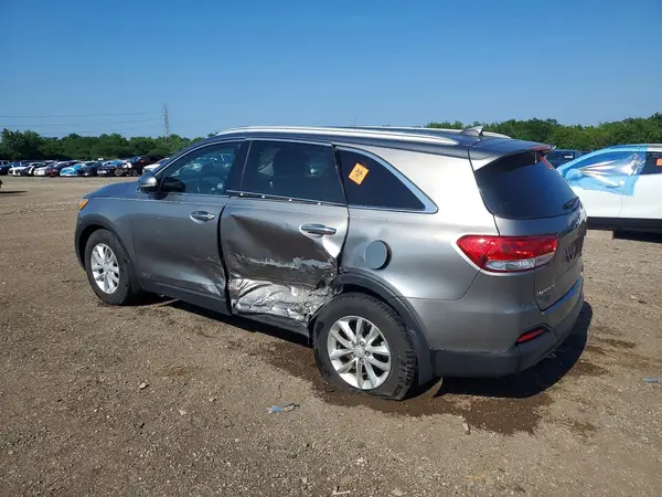 5XYPGDA32GG053863 2016 KIA SORENTO - Image 2