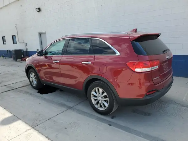 5XYPGDA32GG054222 2016 KIA SORENTO - Image 2