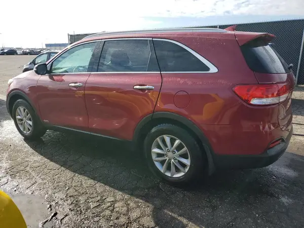 5XYPGDA32GG054902 2016 KIA SORENTO - Image 2