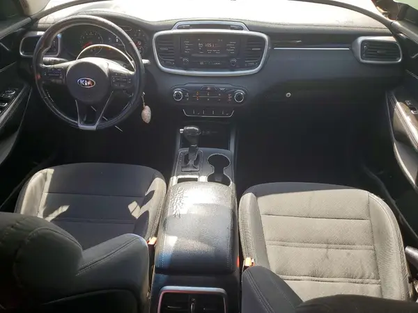 5XYPGDA32GG065818 2016 KIA SORENTO - Image 8
