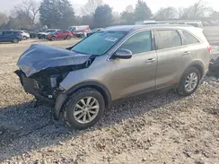 5XYPGDA32GG066760 2016 KIA SORENTO