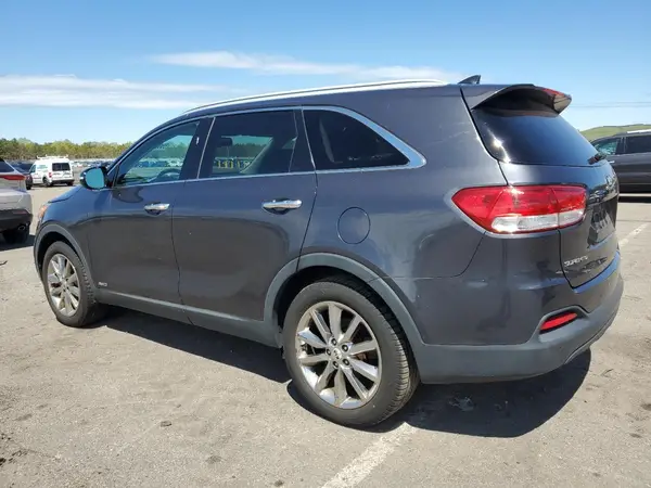 5XYPGDA32GG074633 2016 KIA SORENTO - Image 2