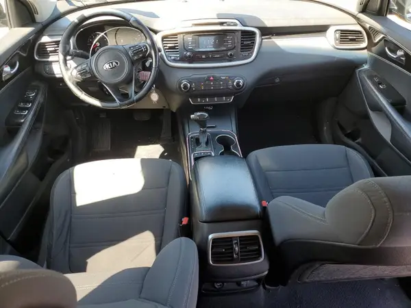 5XYPGDA32GG074633 2016 KIA SORENTO - Image 8