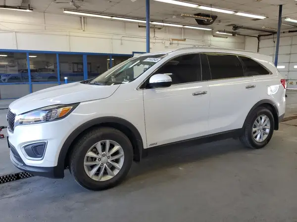 5XYPGDA32GG080996 2016 KIA SORENTO - Image 1