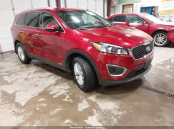 5XYPGDA32GG097796 2016 KIA SORENTO