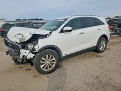 5XYPGDA32GG098639 2016 KIA SORENTO