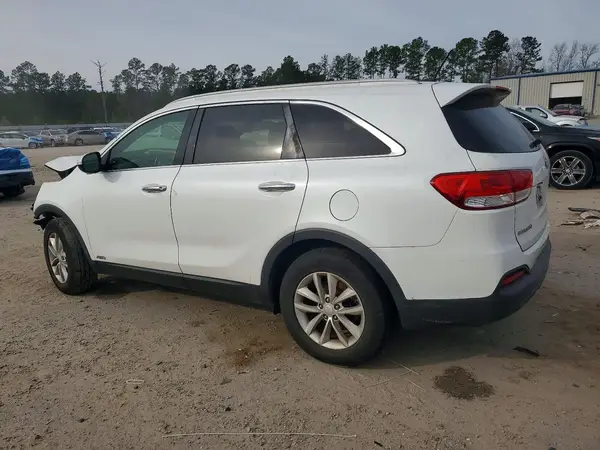 5XYPGDA32GG098639 2016 KIA SORENTO - Image 2