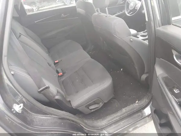 5XYPGDA32GG102088 2016 KIA SORENTO - Image 8
