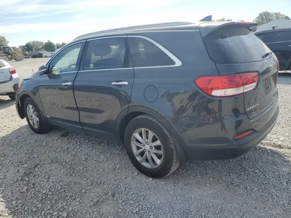 5XYPGDA32GG112846 2016 KIA SORENTO - Image 2