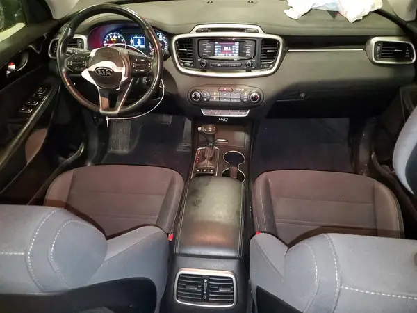 5XYPGDA32GG133941 2016 KIA SORENTO - Image 8