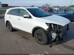 5XYPGDA32GG149587 2016 KIA SORENTO