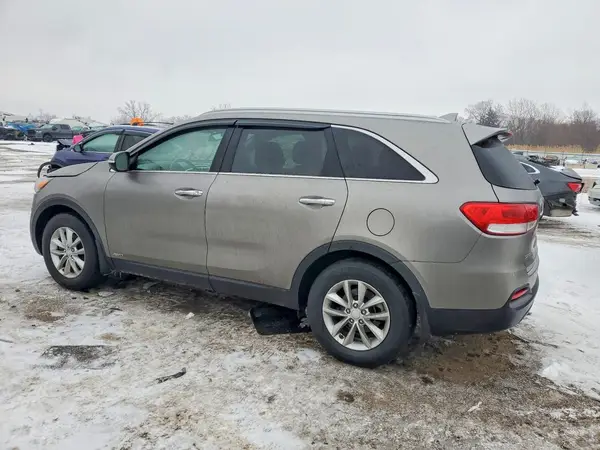 5XYPGDA32GG150478 2016 KIA SORENTO - Image 2