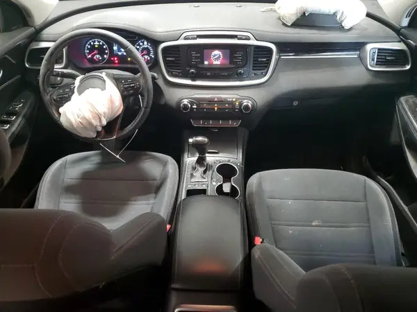 5XYPGDA32GG153154 2016 KIA SORENTO - Image 8