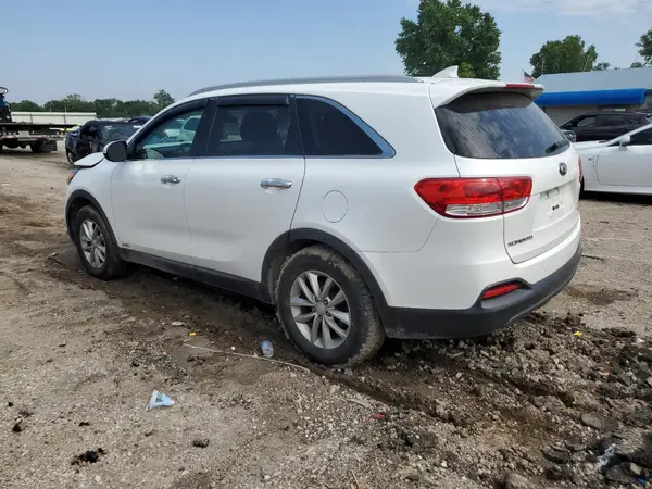 5XYPGDA32GG154692 2016 KIA SORENTO - Image 2