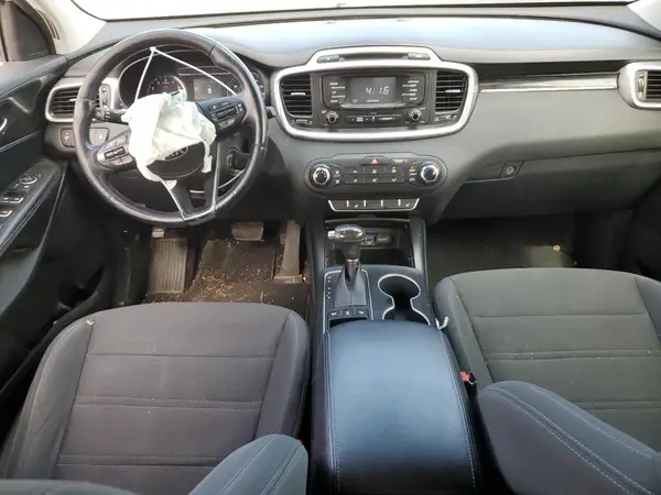 5XYPGDA32GG154692 2016 KIA SORENTO - Image 8