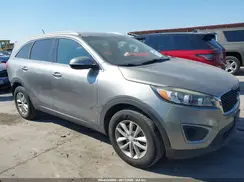 5XYPGDA32GG161805 2016 KIA SORENTO