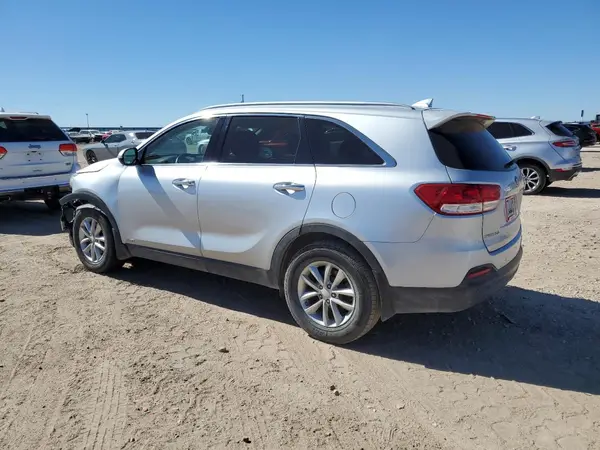 5XYPGDA32GG166387 2016 KIA SORENTO - Image 2