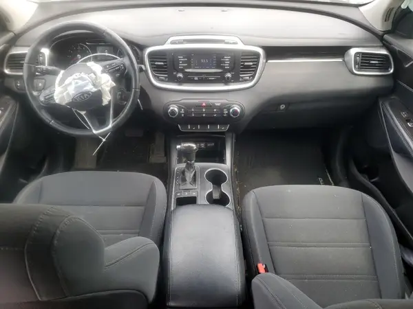 5XYPGDA32GG181990 2016 KIA SORENTO - Image 8