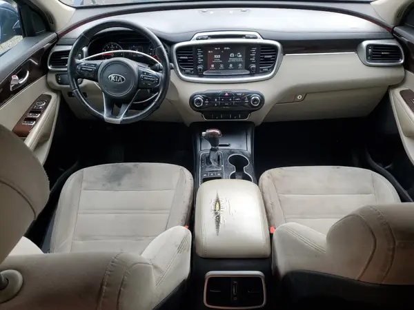 5XYPGDA32HG201091 2017 KIA SORENTO - Image 8