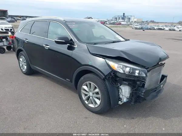 5XYPGDA32HG203519 2017 KIA SORENTO - Image 1