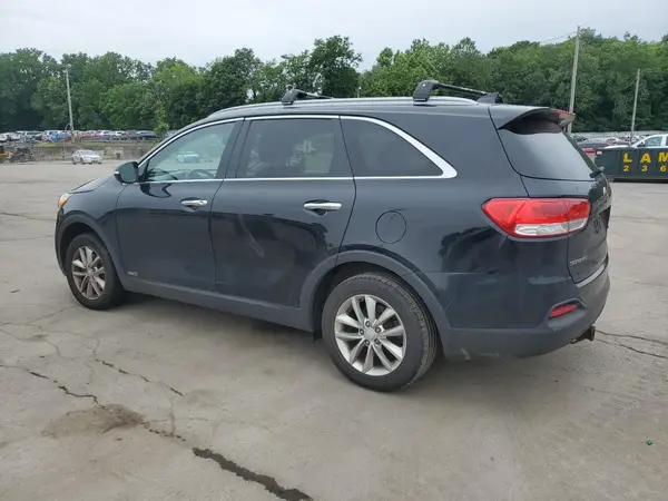 5XYPGDA32HG204184 2017 KIA SORENTO - Image 2