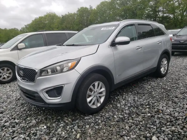 5XYPGDA32HG237329 2017 KIA SORENTO - Image 1