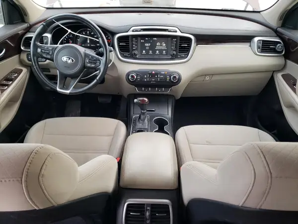 5XYPGDA32HG247181 2017 KIA SORENTO - Image 8