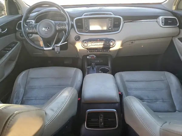 5XYPGDA32HG266376 2017 KIA SORENTO - Image 8