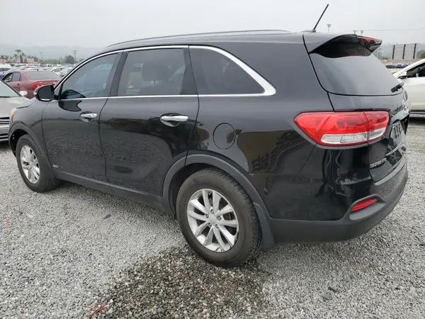 5XYPGDA32HG270136 2017 KIA SORENTO - Image 2