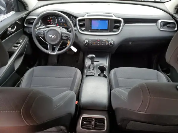 5XYPGDA32HG270136 2017 KIA SORENTO - Image 8