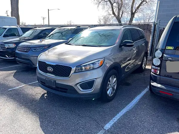 5XYPGDA32HG272985 2017 KIA SORENTO - Image 2