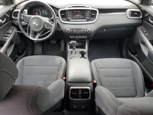 5XYPGDA32HG282139 2017 KIA SORENTO - Image 8