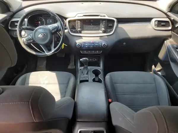 5XYPGDA32HG289690 2017 KIA SORENTO - Image 8