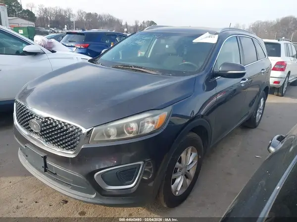 5XYPGDA32HG290239 2017 KIA SORENTO - Image 2