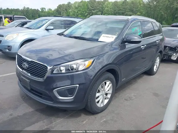 5XYPGDA32HG296722 2017 KIA SORENTO - Image 2