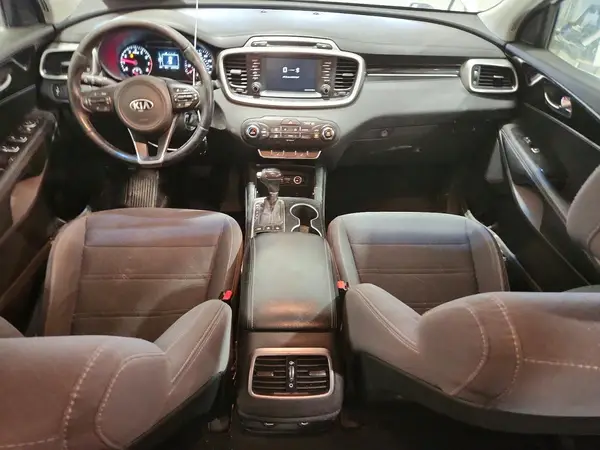 5XYPGDA32HG296851 2017 KIA SORENTO - Image 8