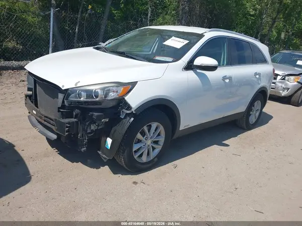 5XYPGDA32HG303782 2017 KIA SORENTO - Image 2