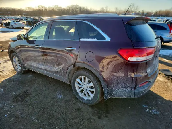 5XYPGDA32HG319013 2017 KIA SORENTO - Image 2